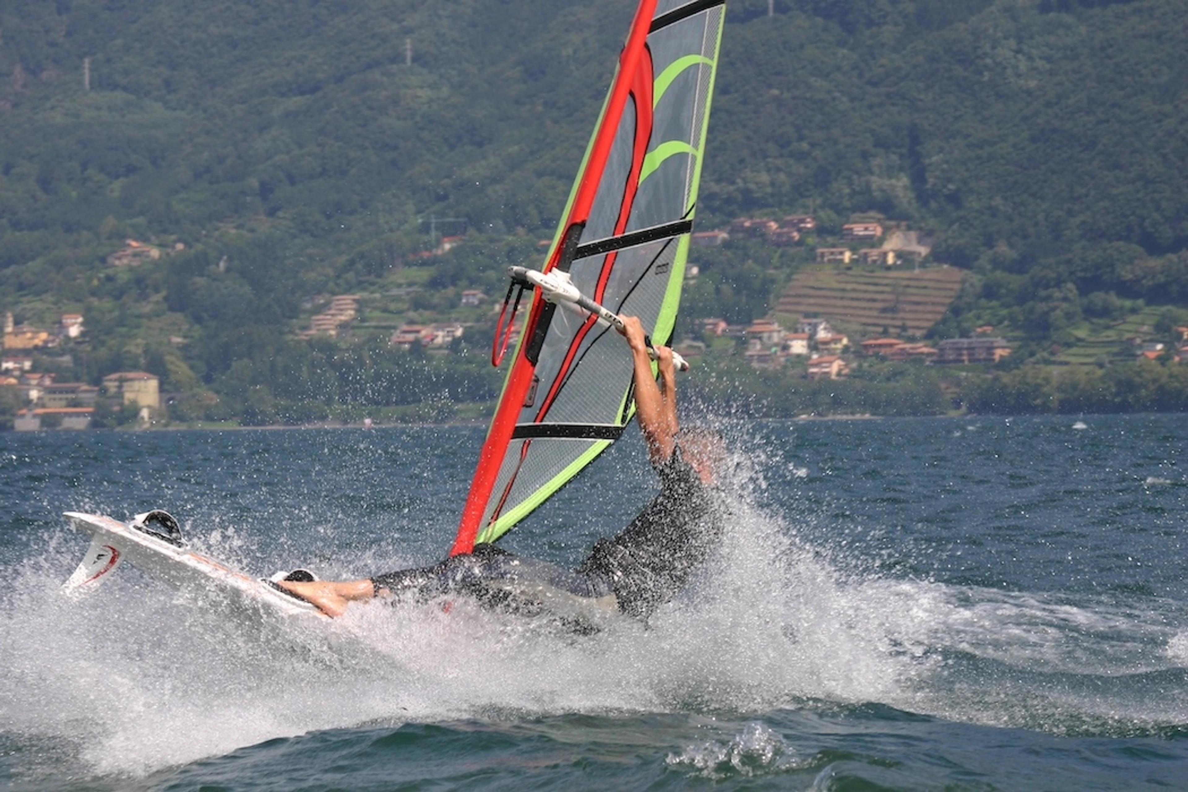 Windsurf - COMO LAKE